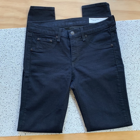 Rag and Bone Like-new Midnight Denim style 19125 - Picture 2 of 9